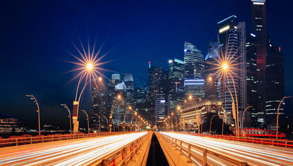 Strong economy visual promoting HSBC’s business growth support Strong economy visual promoting HSBC’s business growth support